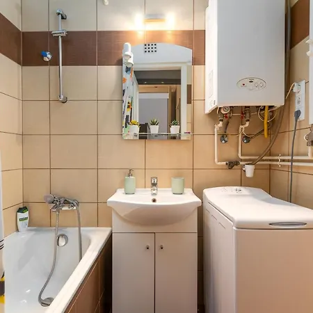 Apartment Center *